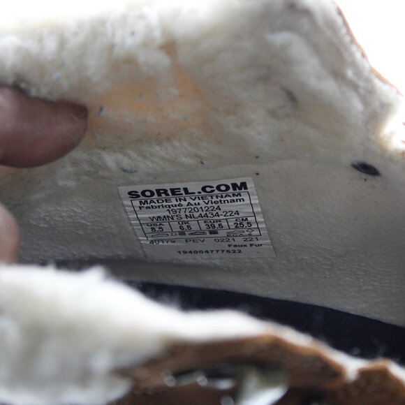 Sorel Women's Out N About™ III Brown Suede Conquest Boot-Size:US 8.5 EU 39.5 - Picture 11 of 11